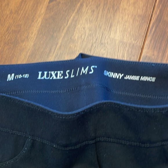 Nygard pull on pants - Picture 4 of 6